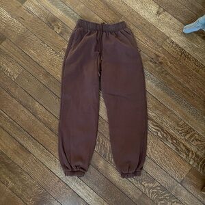 Small brown AUTOMET sweatpants